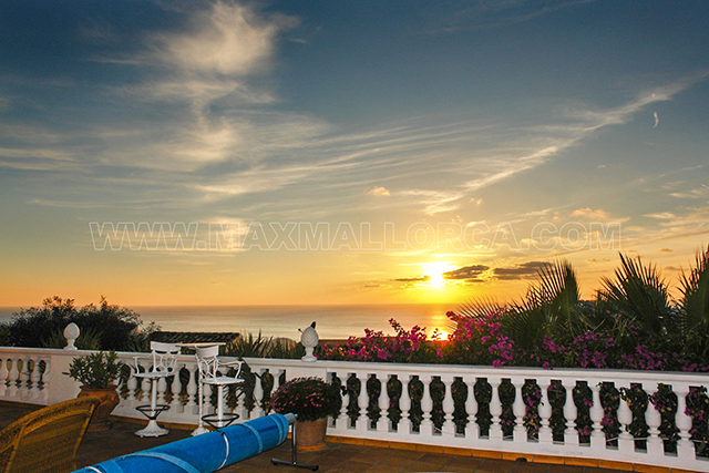 villa_mallorca_top_first_class_residence_5_schlafzimmer_top_hill_sauna_pool_puerto andratx_private_resort_villa_bergkuppe_cala_marmacen_total_meer_blick_panorama_45.jpg